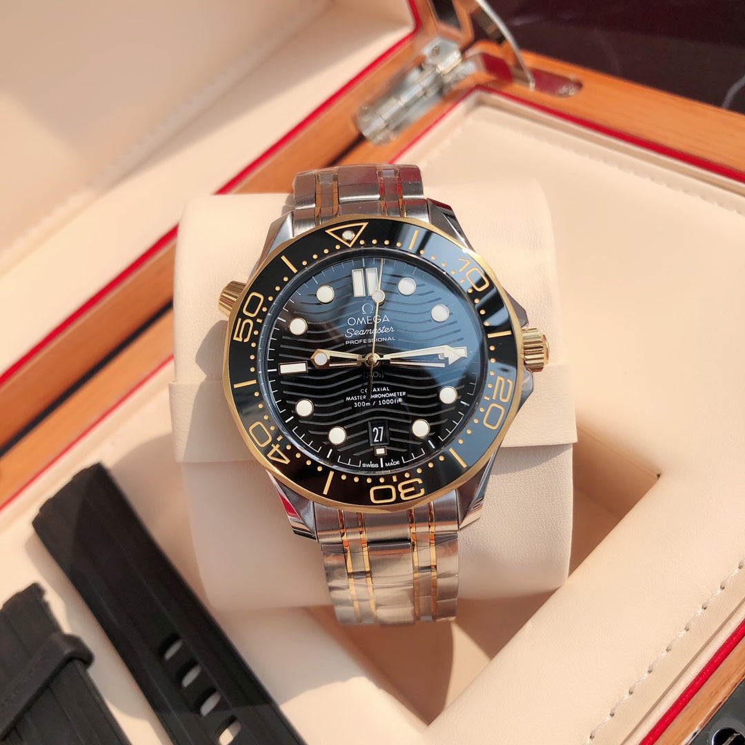 씨마스터 다이버 300M 블랙 세라믹 콤비 (옐로우골드 / 로즈골드) 42mm
