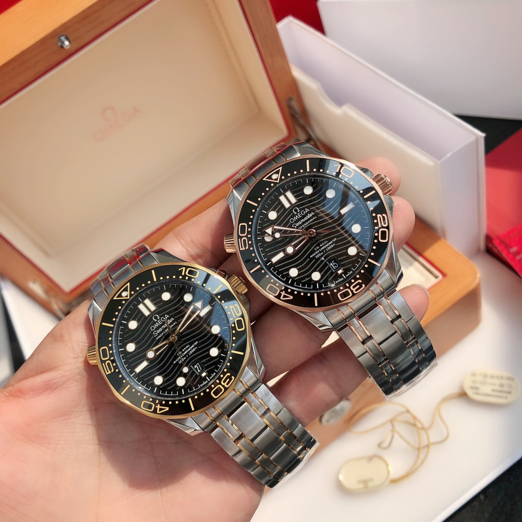 씨마스터 다이버 300M 블랙 세라믹 콤비 (옐로우골드 / 로즈골드) 42mm