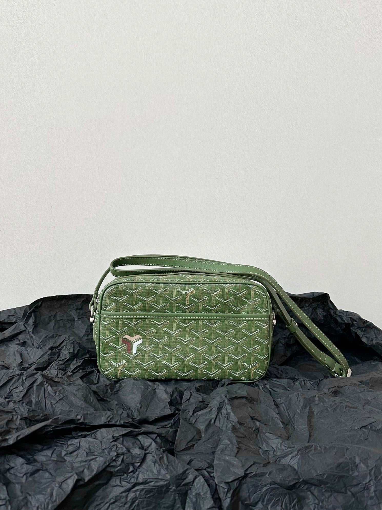 고야드 그린 고야딘 캅베르 백 PM 카메라백