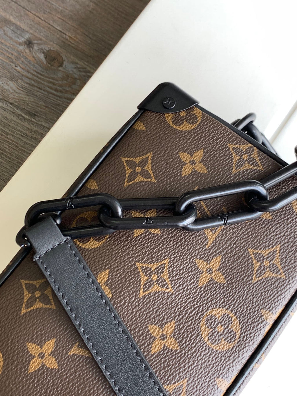 루이비통 브라운 모노그램 LV 프렌즈 패치 미니 소프트 트렁크