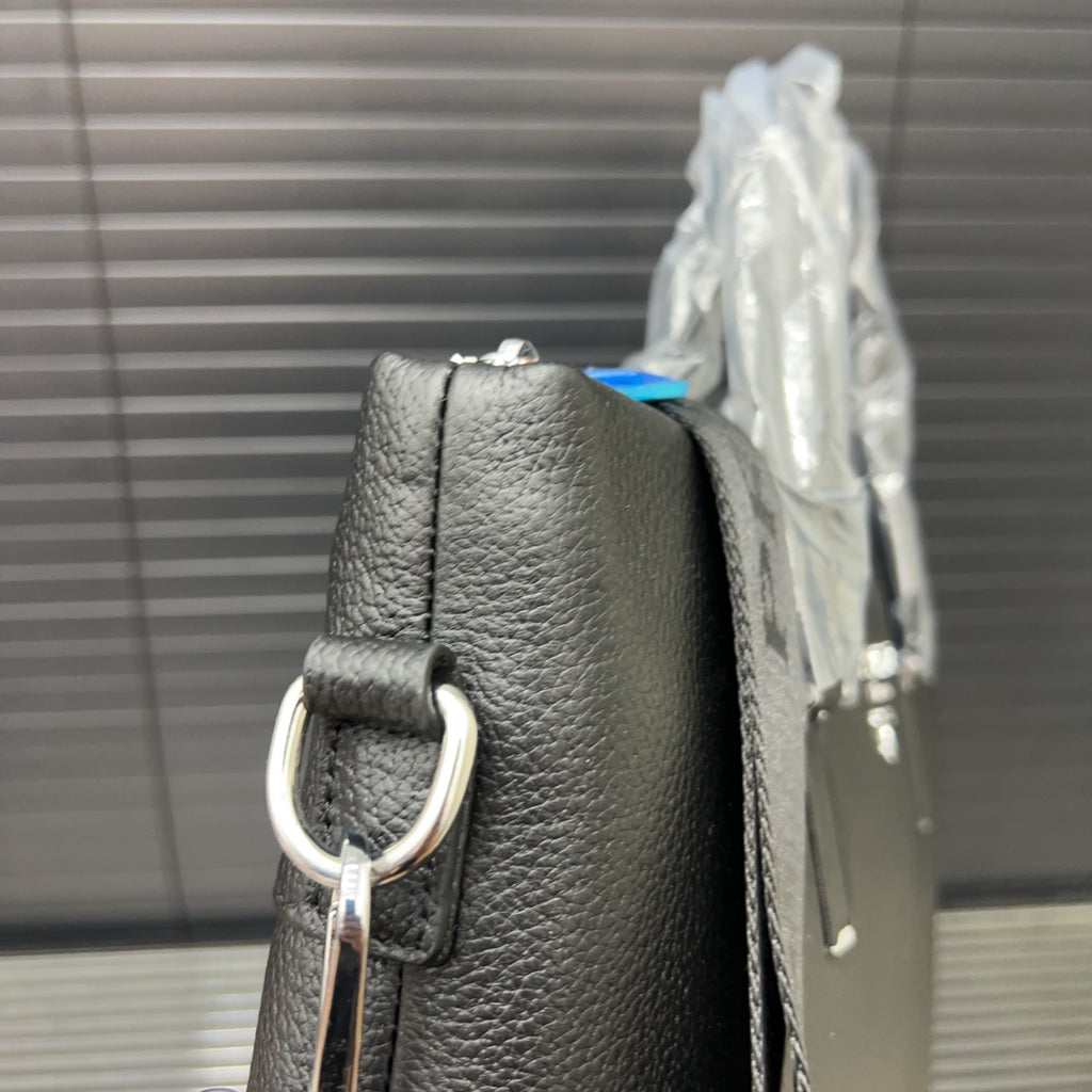 프라다 사피아노 가죽 남성 서류 가방 블랙