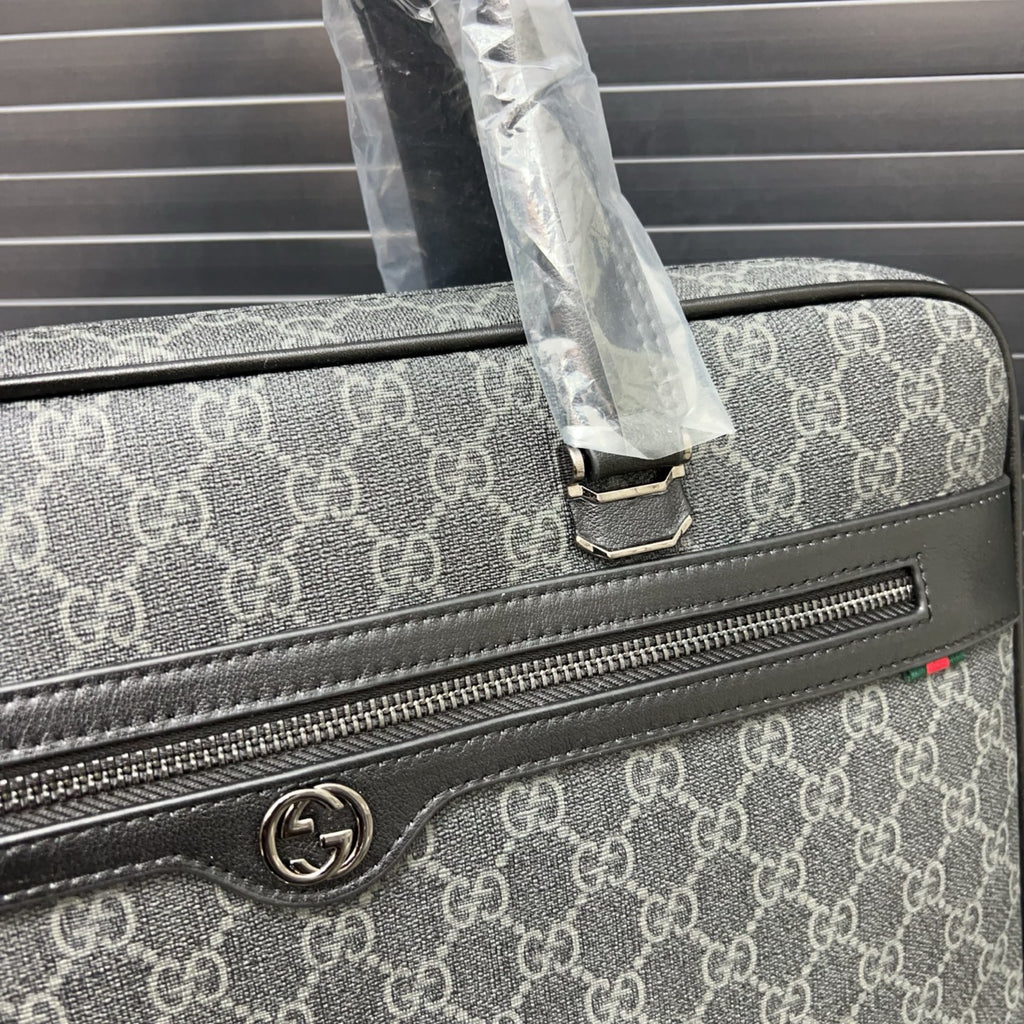 구찌 오피디아 다크그레이 블랙 GG 수프림 미디엄 브리프케이스 서류 가방