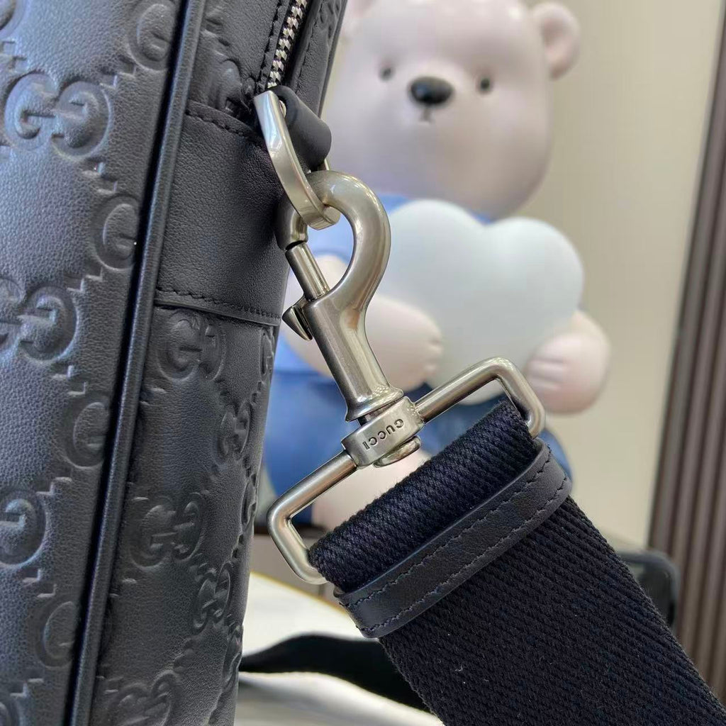 구찌 블랙 GG 엠블럼 라지 브리프케이스