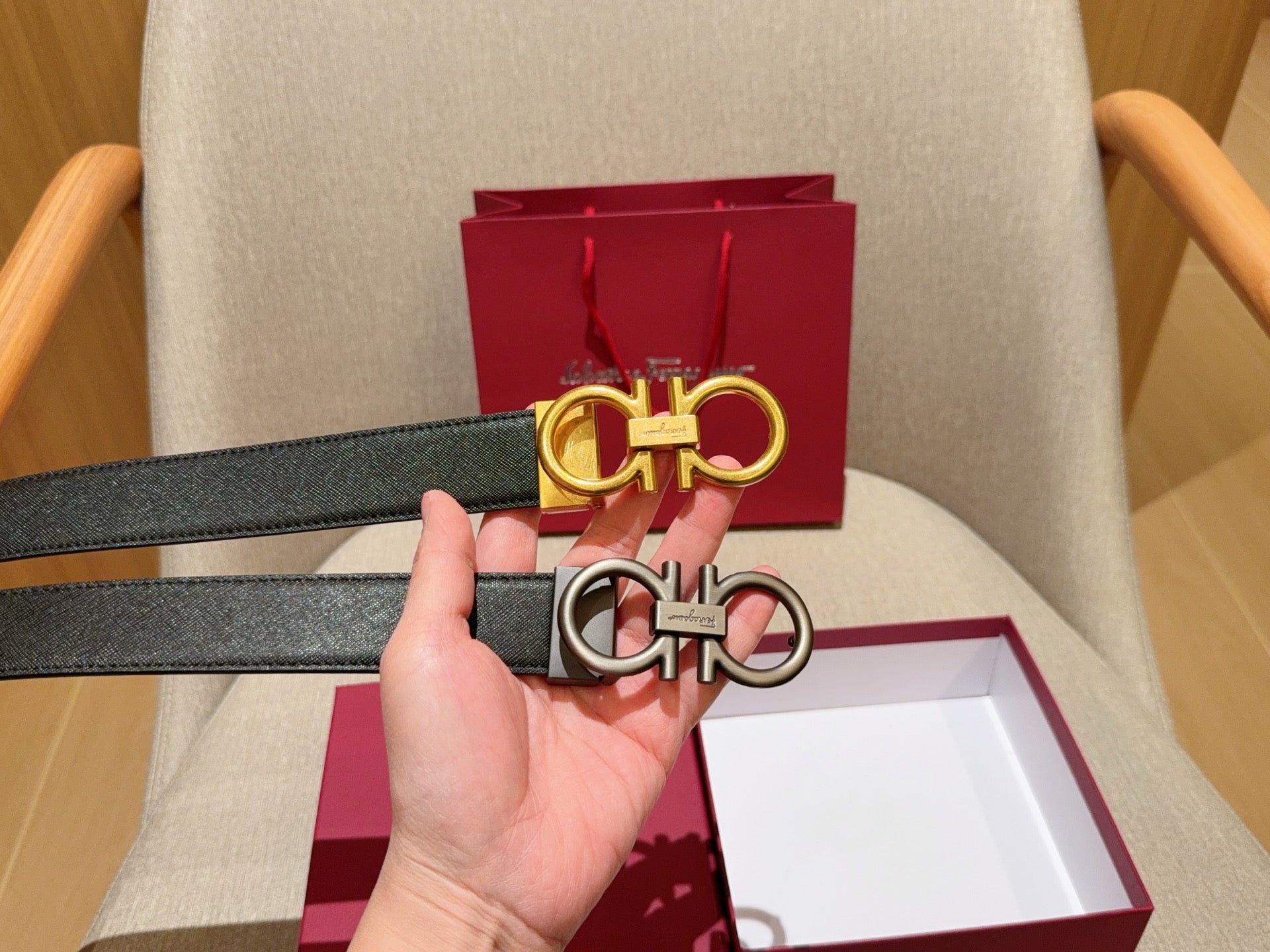 페라가모 블랙 리버시블 간치니 벨트 간치니벨트 2color
