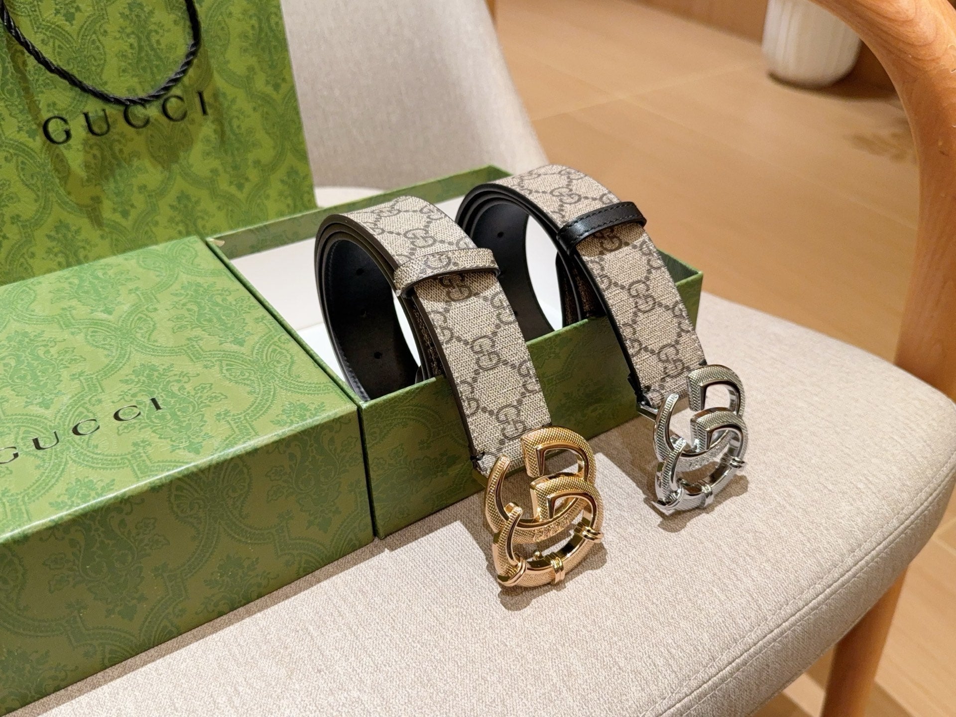 구찌 GG 마몽 리버서블 GG 수프림 벨트 2COLOR