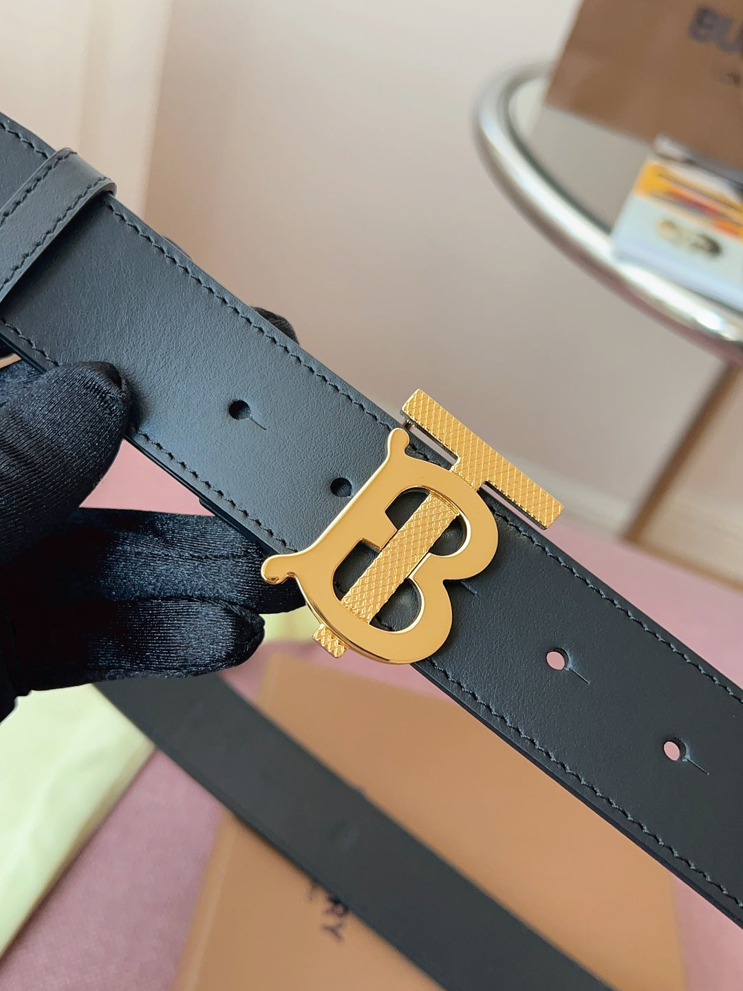 버버리 블랙 리버시블 레더 TB 벨트 3.5cm 금장