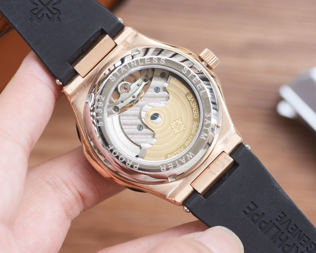파텍 필립 노틸러스 스켈레톤 블랙 로즈 골드 41mm