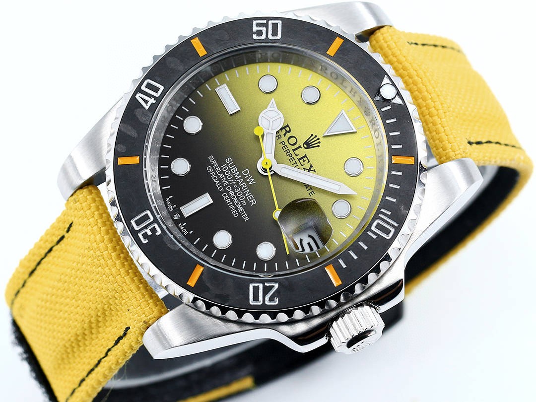 롤렉스 DiW 서브마리너 옐로우 카본 옐로우 나일론 40mm
