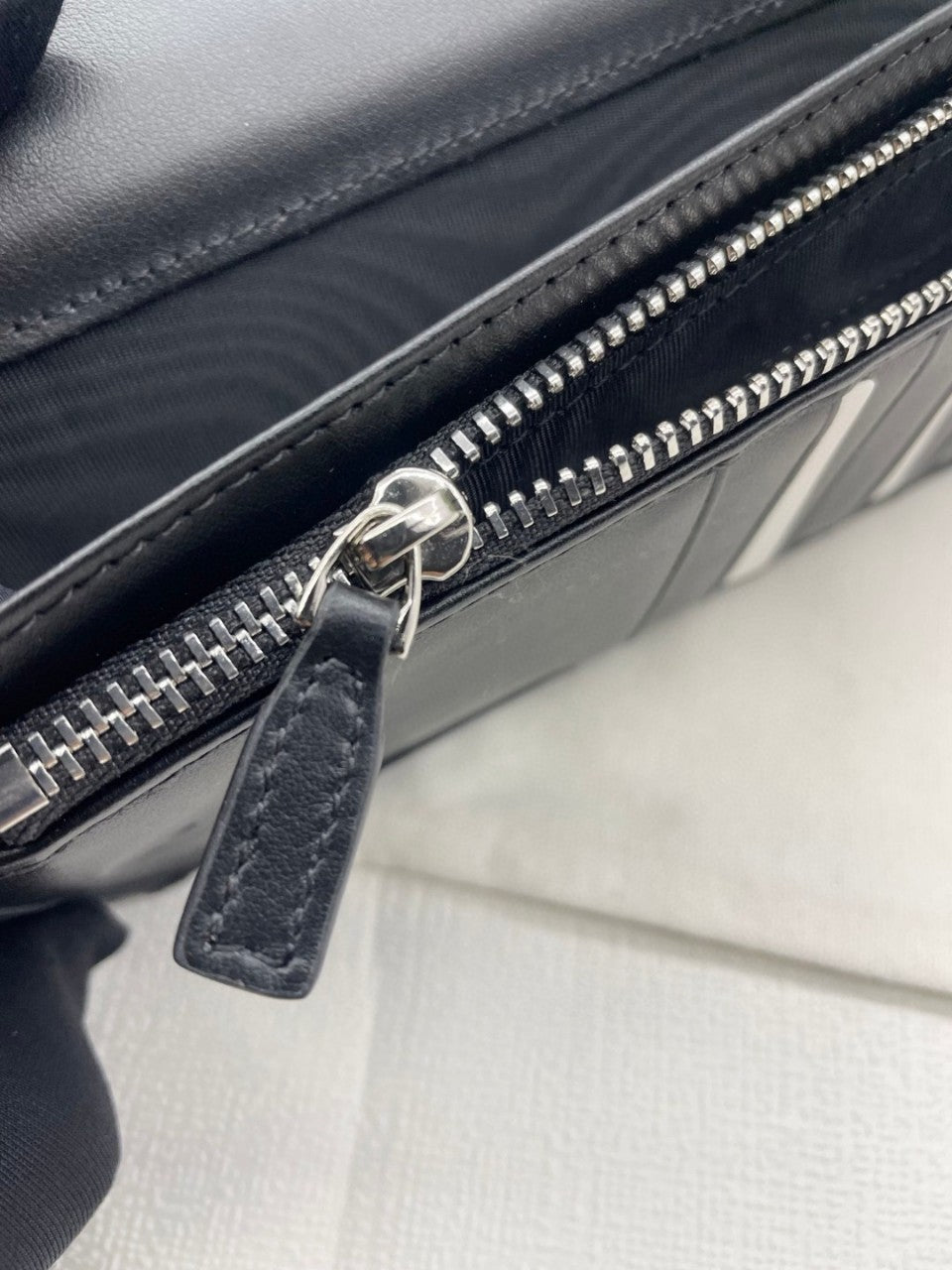 구찌 블랙 마이크로시마 레더 남성 장지갑