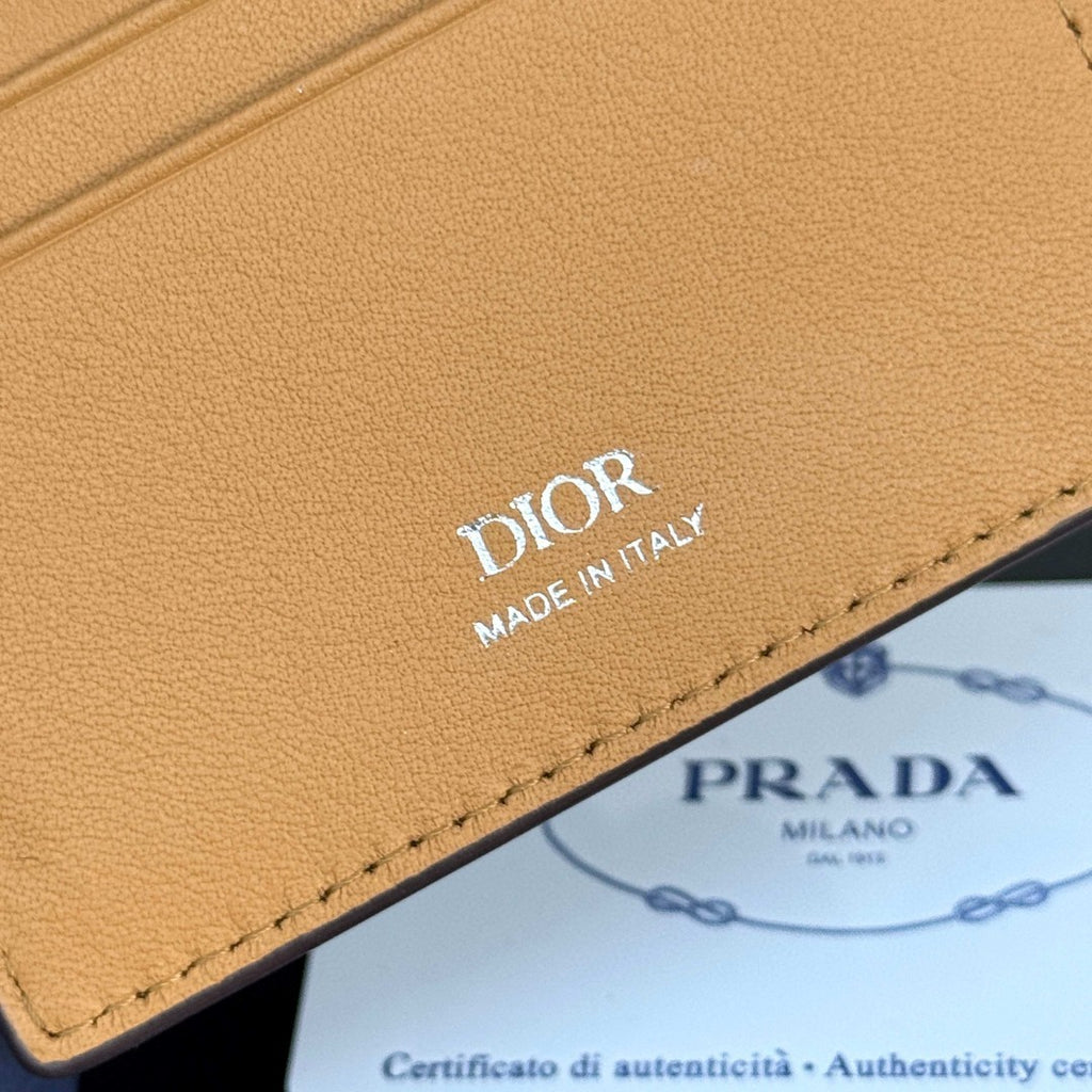 디올 브라운 Dior Icons 송아지 가죽 Privé 반지갑